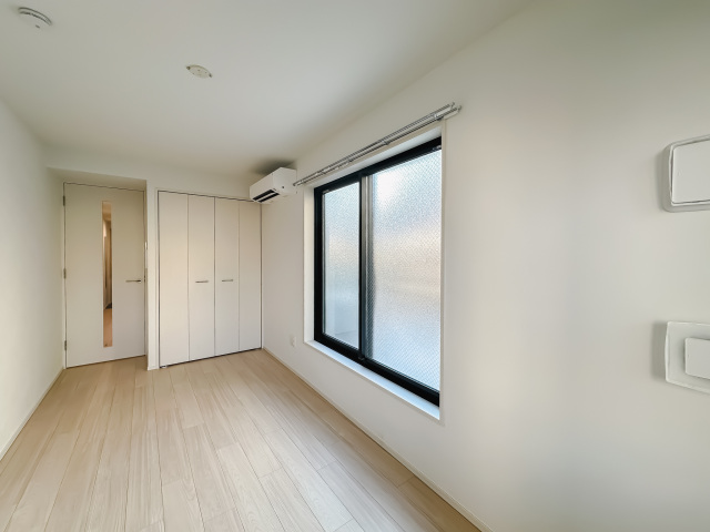 スカイコートリュクス品川大崎301号室 リビング