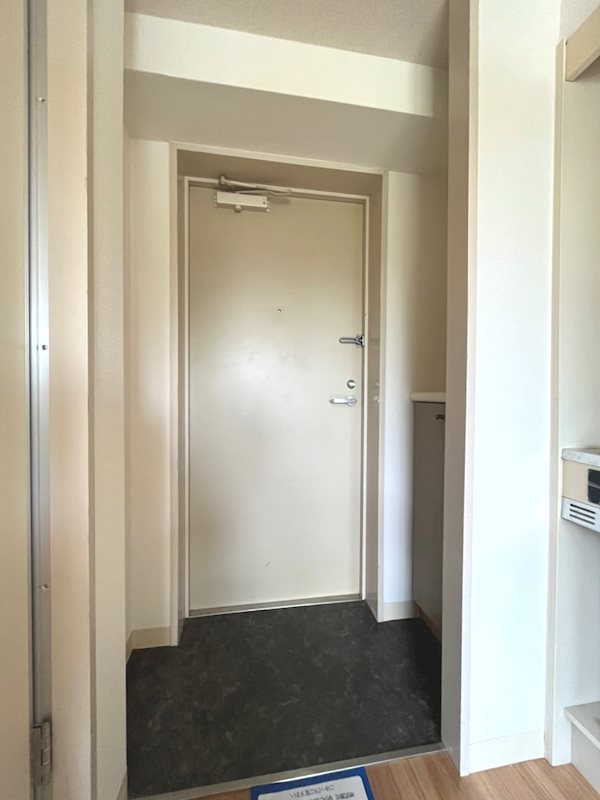 ドルチェ府中ツインエクセル 玄関