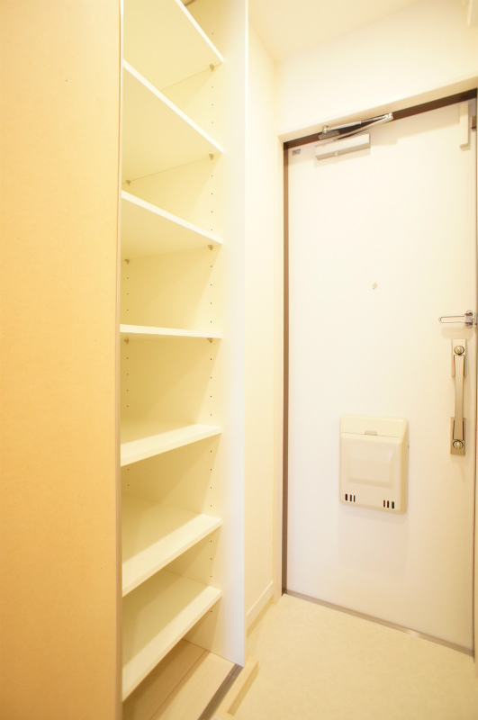 リブリ・ハナミズキ Zwei 収納