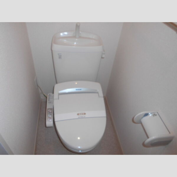 モナリエ　カワムラ102号室 トイレ　温水洗浄便座
