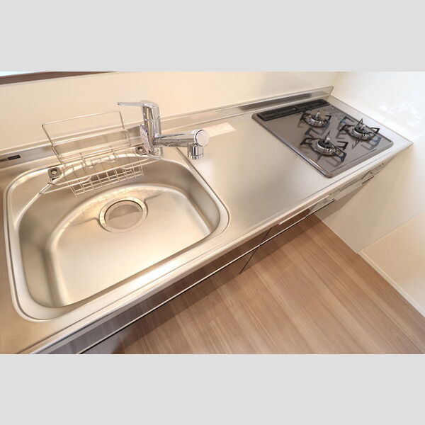 メゾン ド 常盤201号室 システムキッチン