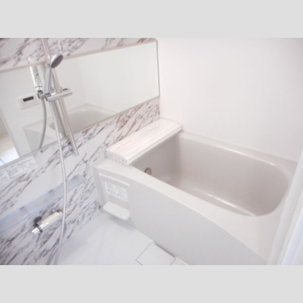 シャルマン 追い焚き給湯機能付き浴室