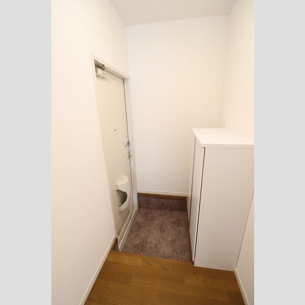 セフィラ　B 玄関