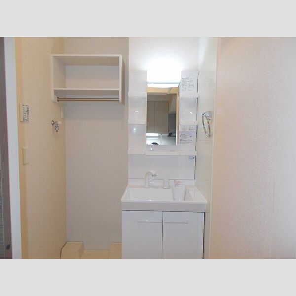 SIGNATURE 05 片倉レジデンス 洗髪洗面化粧台