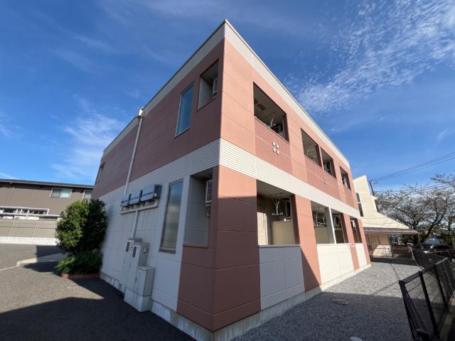 Ｐｅｔｉｔｅ　Ｌｕｍｉｅｒｅ 外観写真（昼）