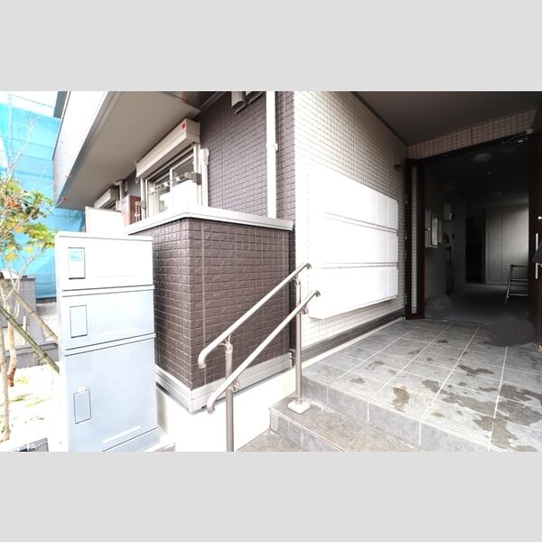 クレセント東住吉 エントランス