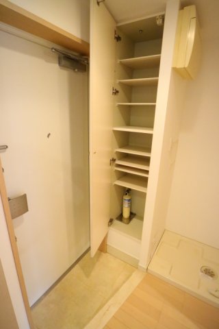 プラウドフラット隅田リバーサイド 玄関