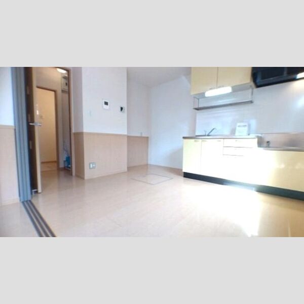 レスティア102号室 DK