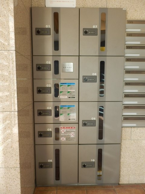 Rising place 浅草5階 宅配BOX