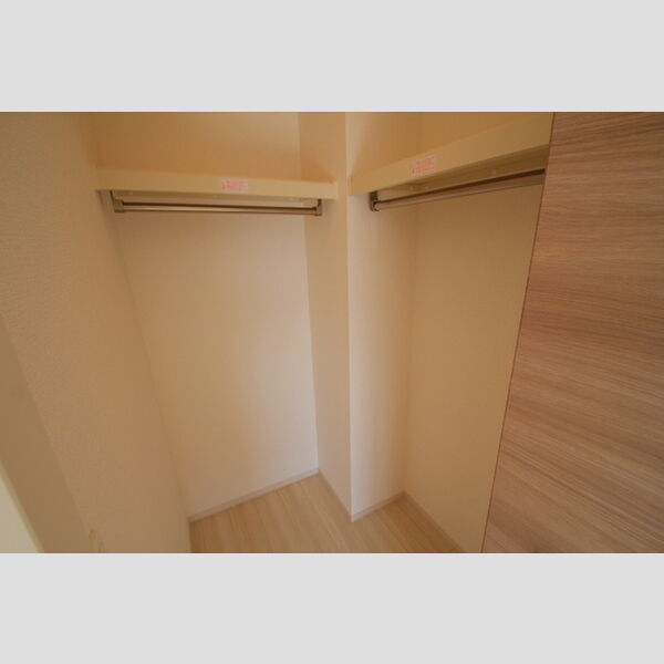 リビングヴィレッジ新柴又206号室 収納