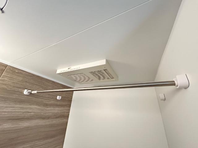 OceanCoastTsudanuma（オーシャンコーストツダヌマ）207号室 浴室乾燥機