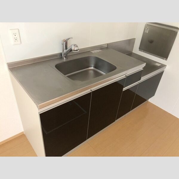 シュトラルヴェヌス102号室 キッチン