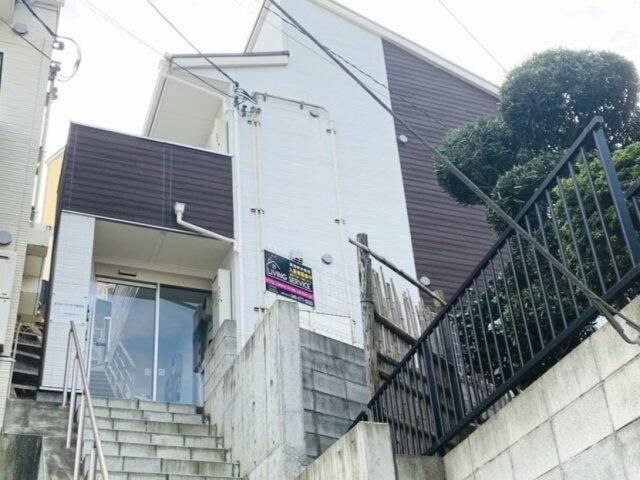 エスコートパレス南太田の外観画像