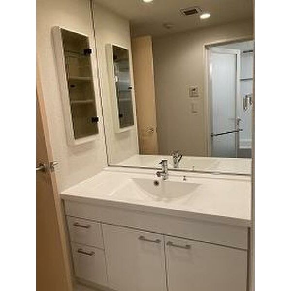 S-FORT横浜青葉台302号室 同建物別部屋の参考画像