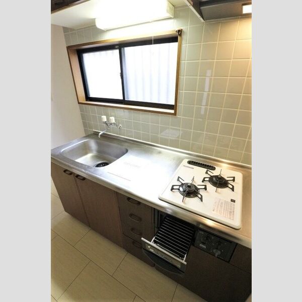 雅弐番館 ガスコンロ2口　グリルも付いてます