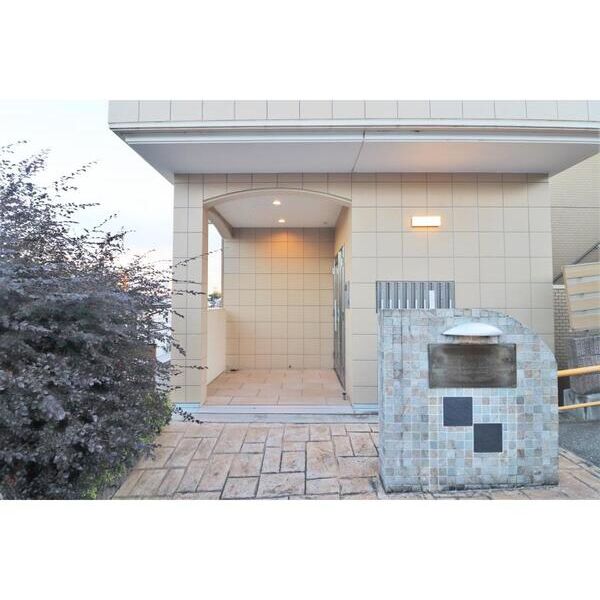 ソレアード　ビスタ　三ッ沢 エントランス