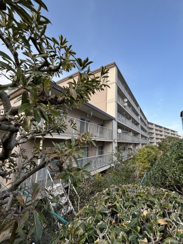 京王山田マンションＢ棟２０６ 外観