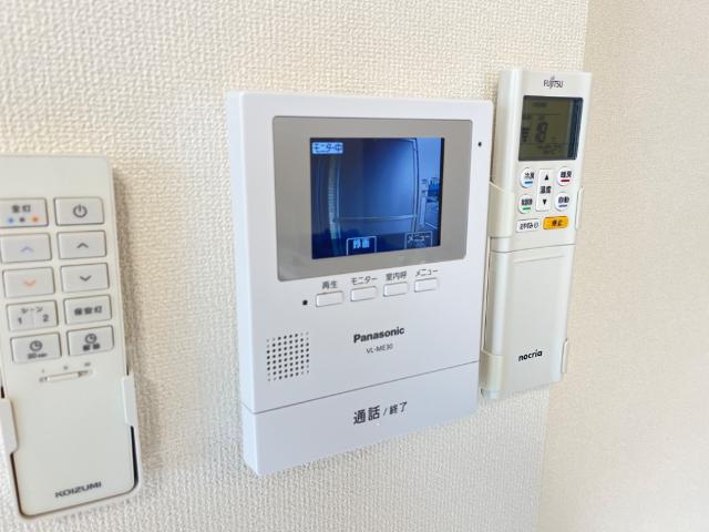 プティボヌール カメラ付インターホン