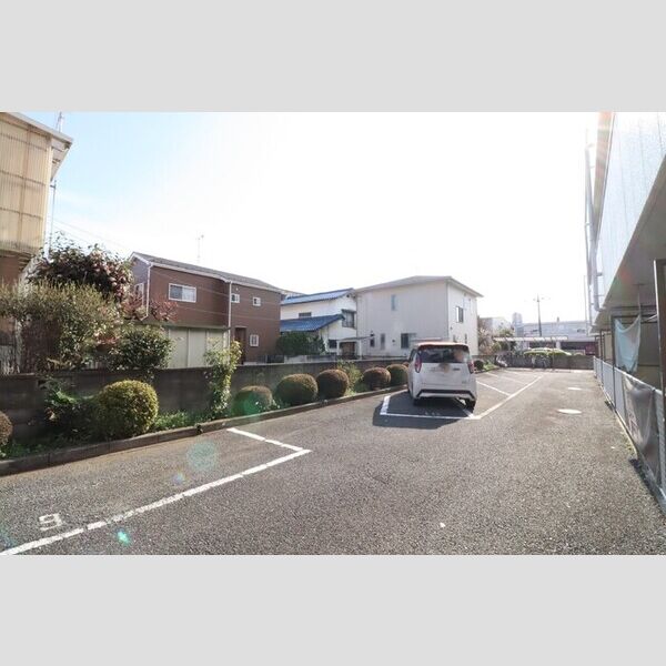 サンピア町田 駐車場
