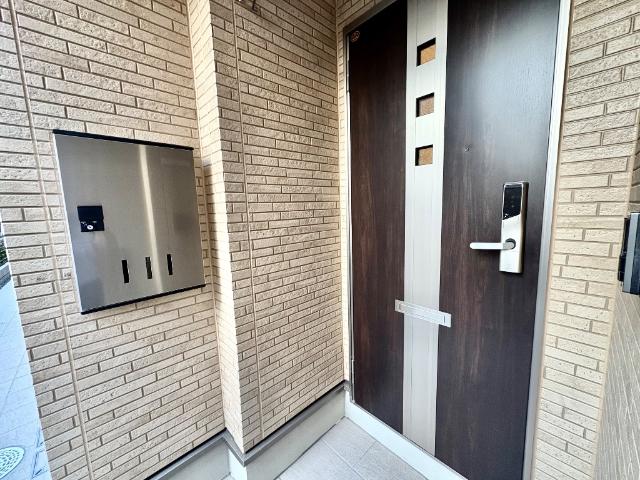 サウスヒル藤吉103号室 玄関