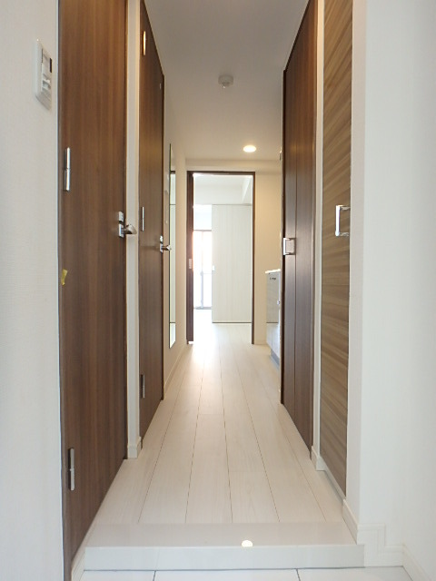 ガーラ・ヒルズ氷川台 人感センサー付き