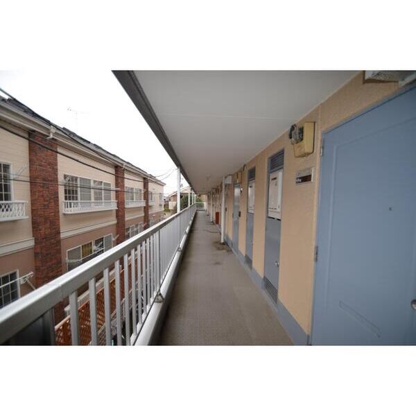 メゾン稲城105号室 外観