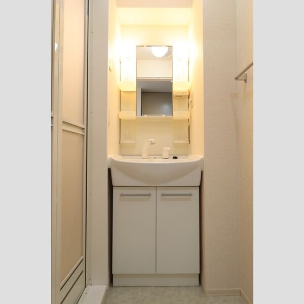 グランドソレイユBaba307号室 洗髪洗面化粧台