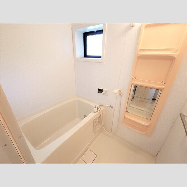 ストークコートN101号室 浴室