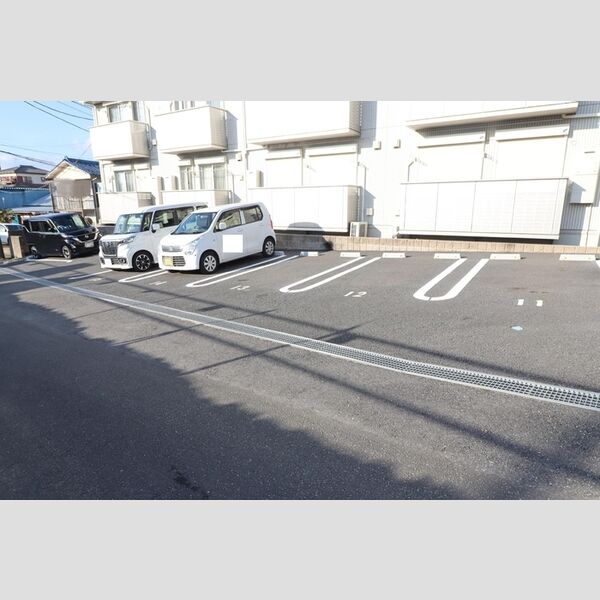 ステアヒルズⅡ 駐車場