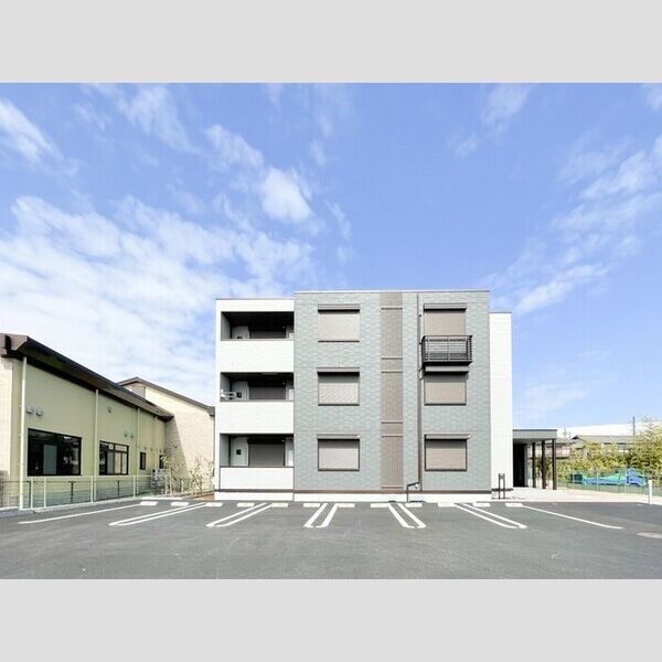 サイカチ305号室 駐車場