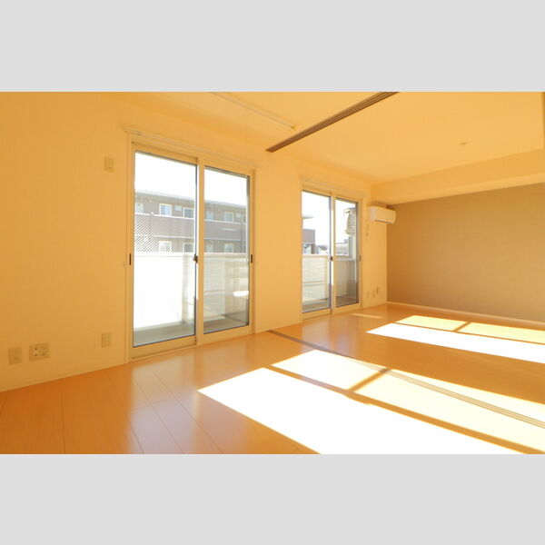 Symphony　B 洋室・リビング