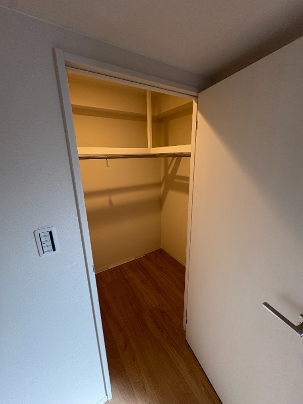 アーバン　トレジャー　ケヤキ 収納