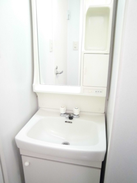 レオパレス美咲ヶ丘Ｂ 独立洗面台