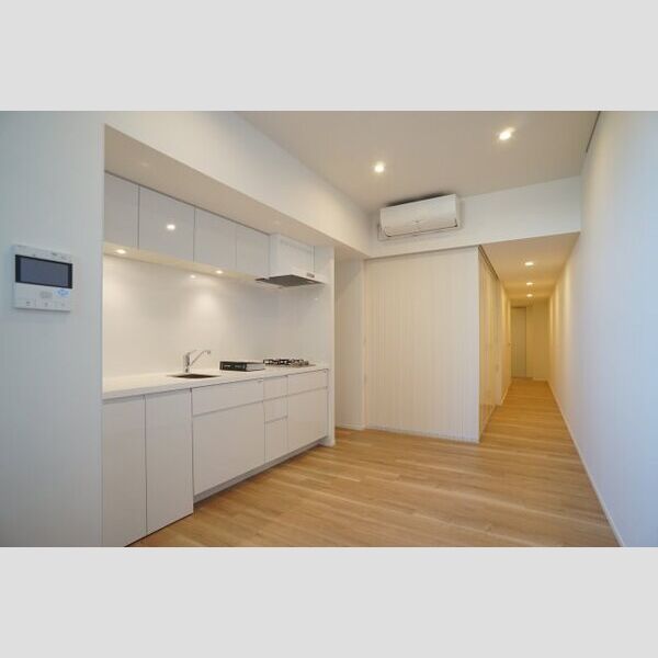 プライムメゾン森下WEST422号室 リビング