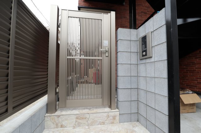 ベイルーム横浜桜木町202号室 エントランス