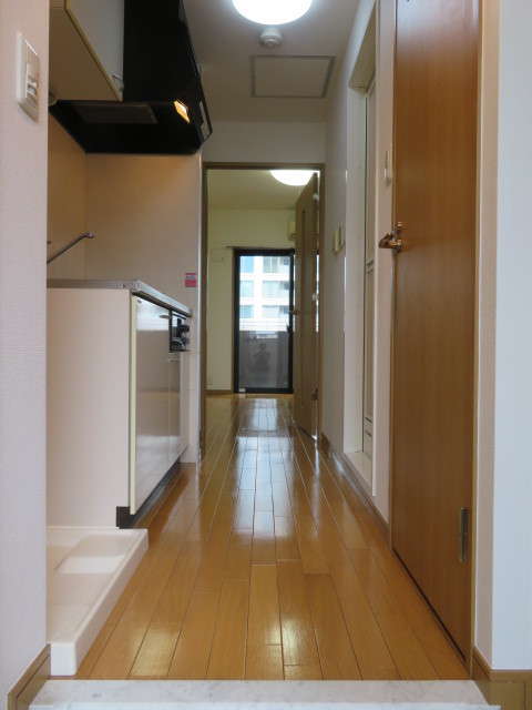 ガラ・シティ南麻布4階 落ち着いた玄関です