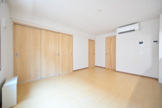 ＣＥＮＴＲＡＬ　ＧＡＲＤＥＮ　ＲＥＳＩＤＥＮＣＥ　ＴＯＫＹＯ2階 リビング