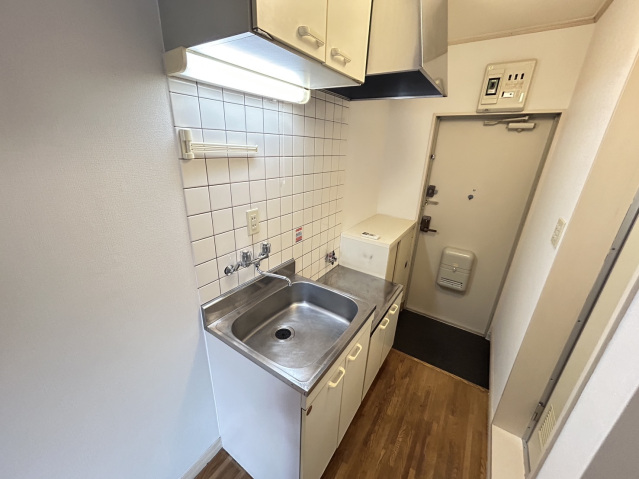 ワイズピア1階 ※写真は同型タイプの202号室