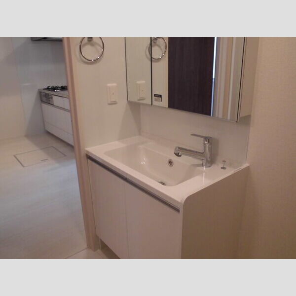 BLESS港南台 洗面化粧台