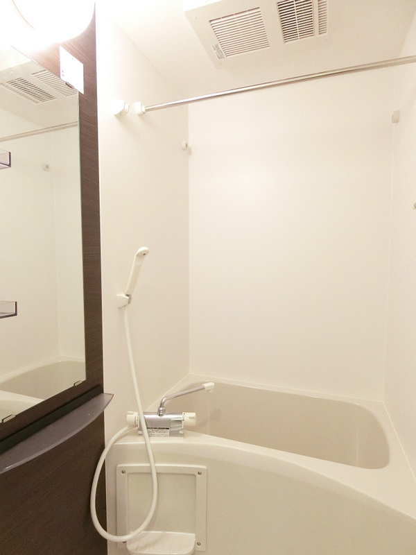 リブリ・サン湘南2階 お風呂