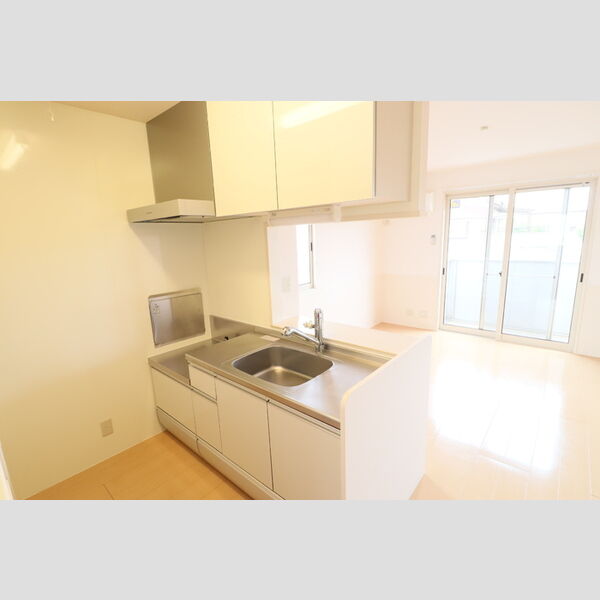 サンガーデン201号室 嬉しいカウンターキッチン!