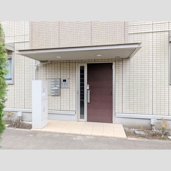 スプリングフォレスト　A205号室 エントランス