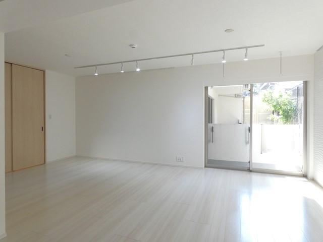 モアリッシェル代官山青葉台1階 玄関