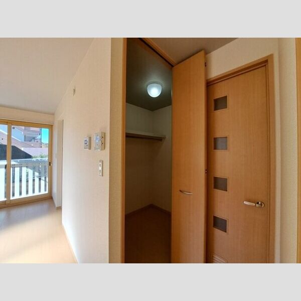 グランドソレーユ　　A棟 ウォークインクローゼット