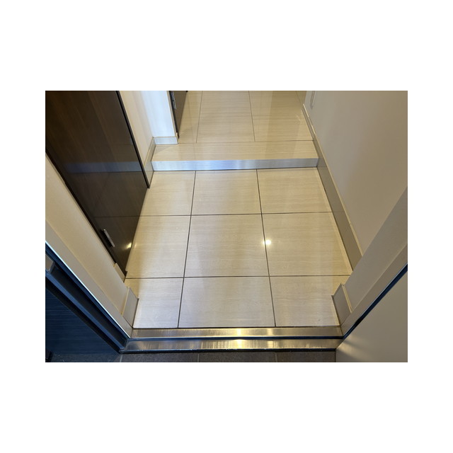 シティハウス中目黒レジデンス 玄関