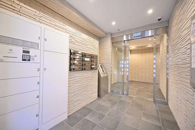 音楽マンション セレナーデ東長崎5階 エントランス