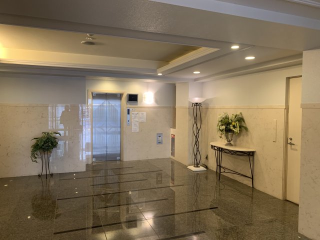 プライムアーバン目白1205号室 ロビー