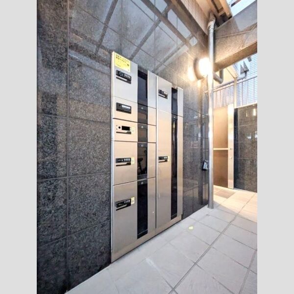 ソシア船堀502号室 宅配ボックス