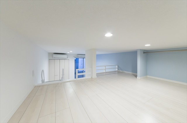 ラ・グリシーナ1階 リビング