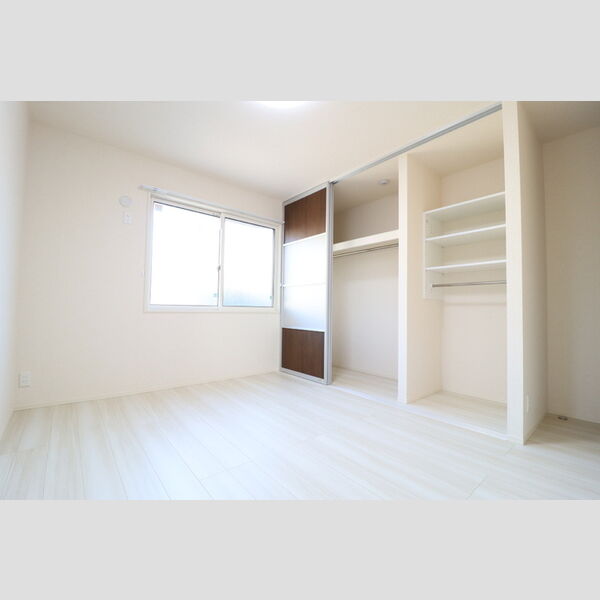 サンブライト　A103号室 洋室